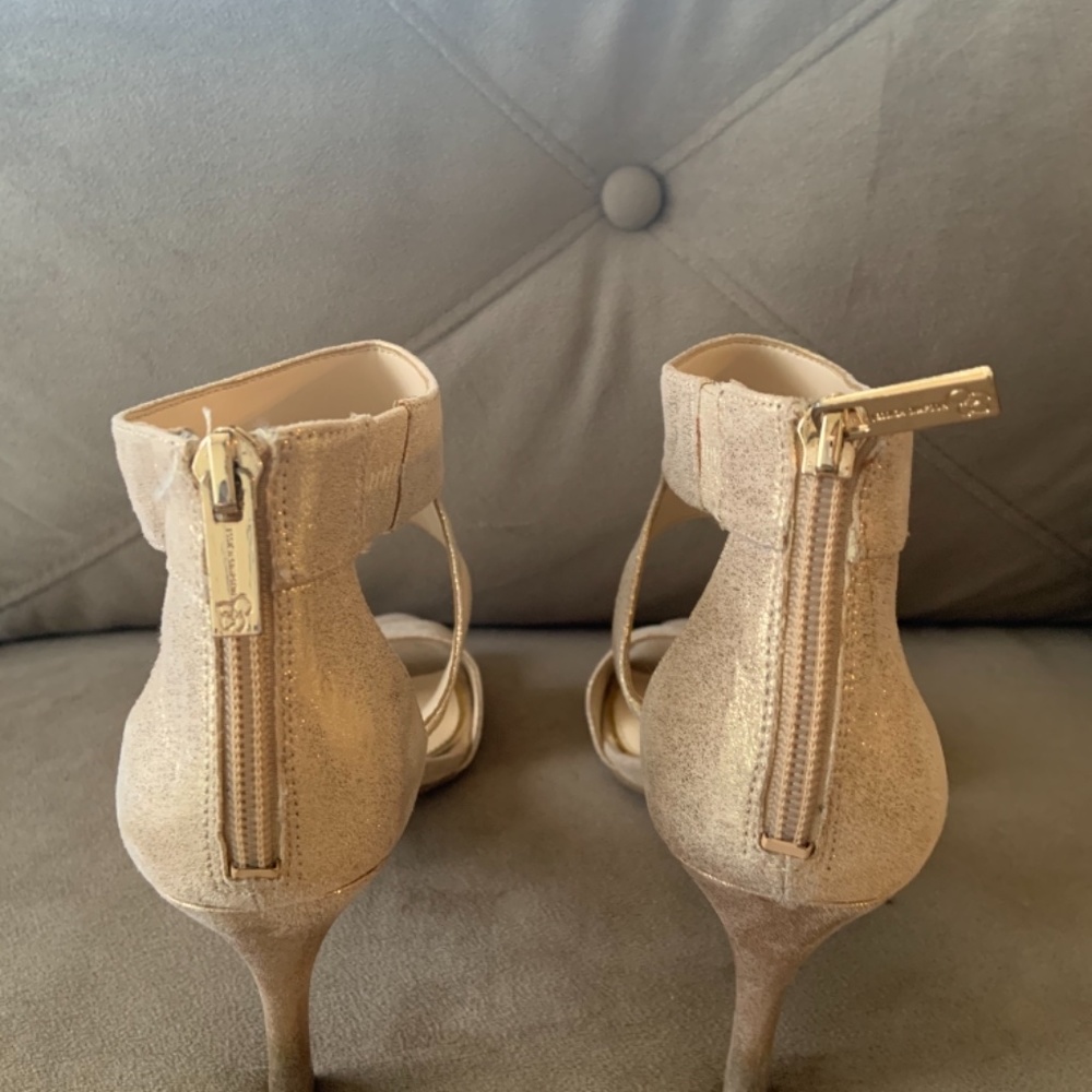 Sandals - Picture 5 of 5